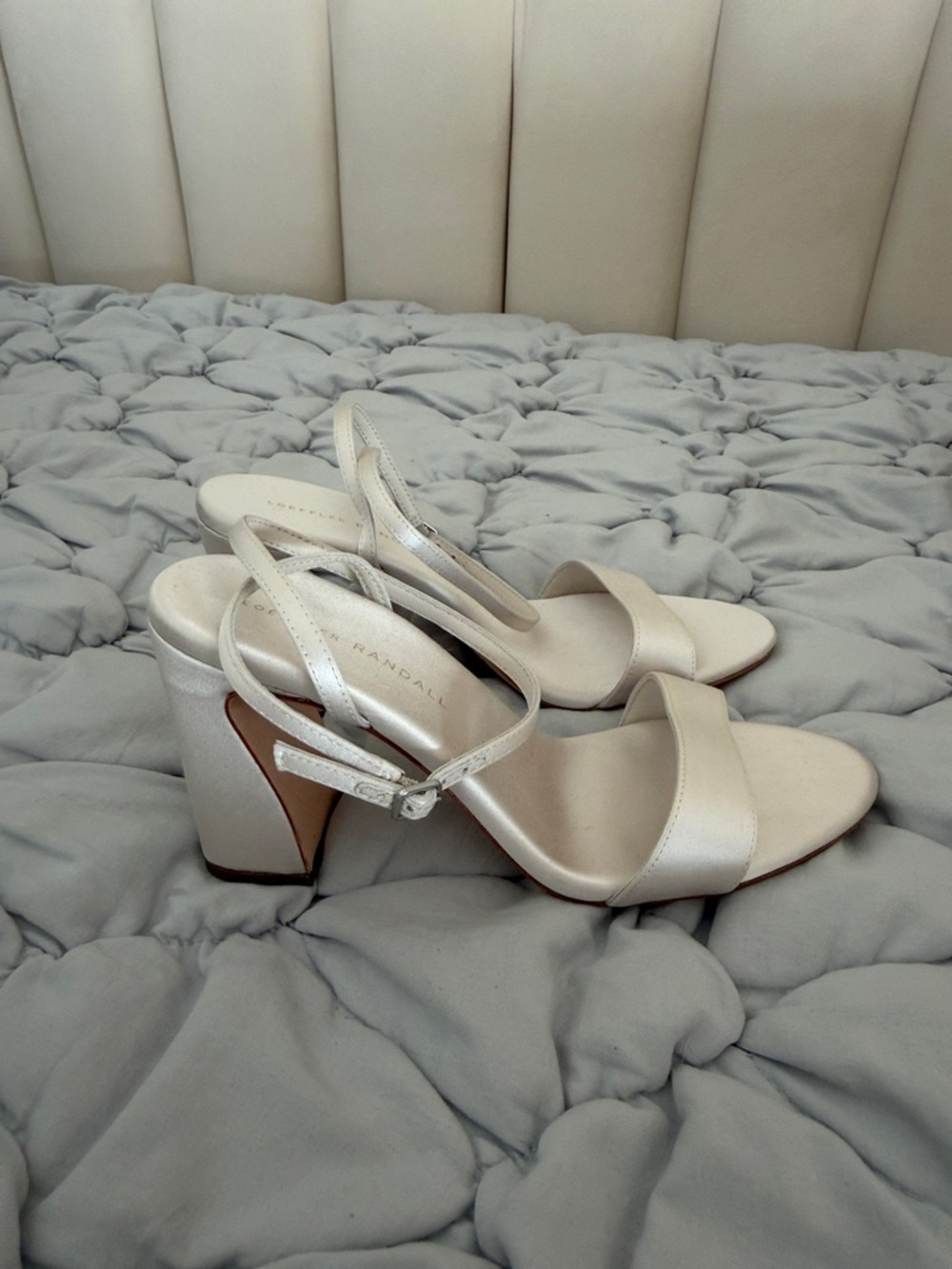 Loeffler Randall Malia Curved−Heel Sandal, 90MM/3.5 IN,Cream - Sz 6.5. NWOB